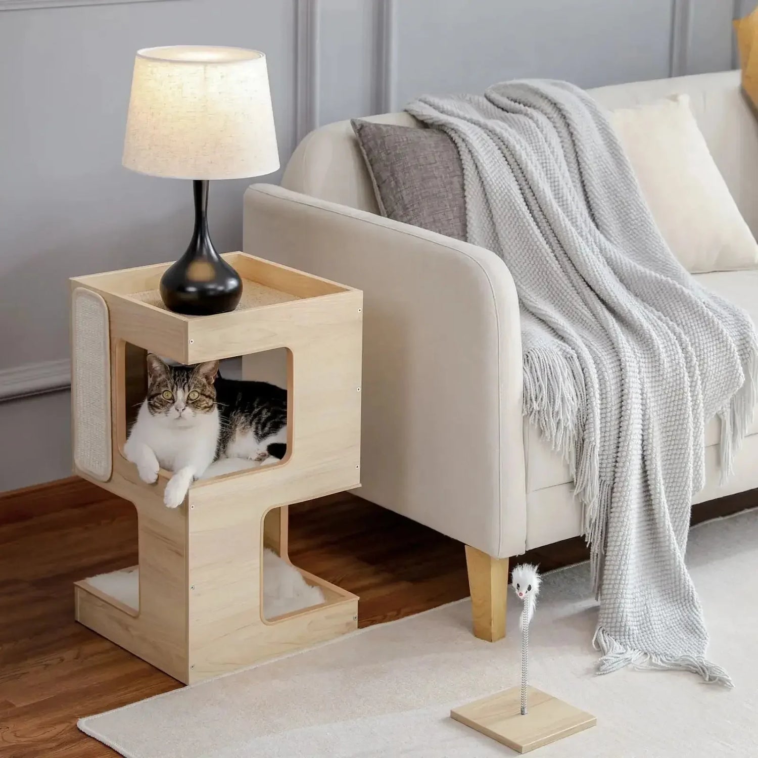 Arbre à Chat en Bois - Table de Chevet Fonctionnelle | Griffoir Intégré - Le Nid Félin